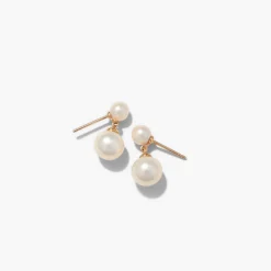 Essential Pearl Earrings
