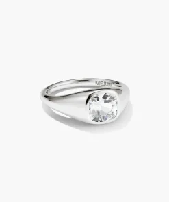 Jude Pinky Signet Ring