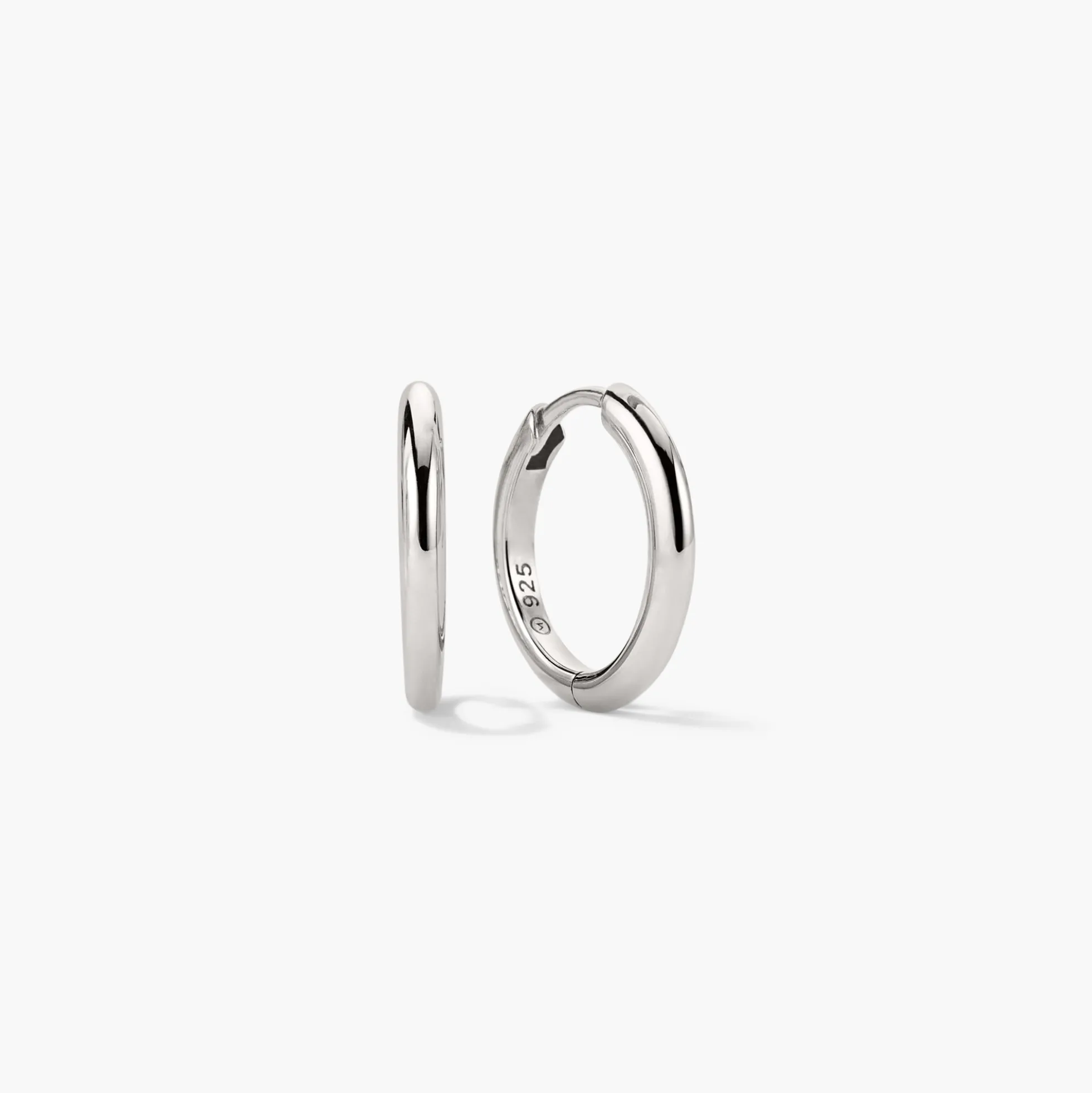 Tube Medium Hoops